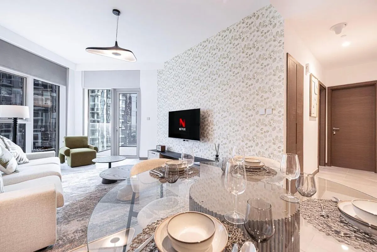Urban Oasis - 2Br 6Pax - Infinity Pool & Near Metro Apartment Dubai